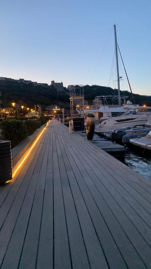 Superbe Sur Le Port, Jacuzzi, Piscine Appartement *